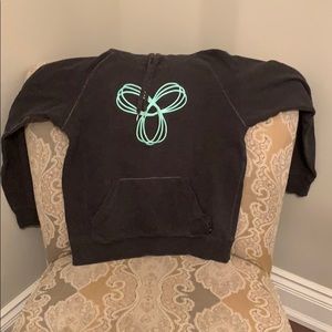 Aritzia TNA hoodie